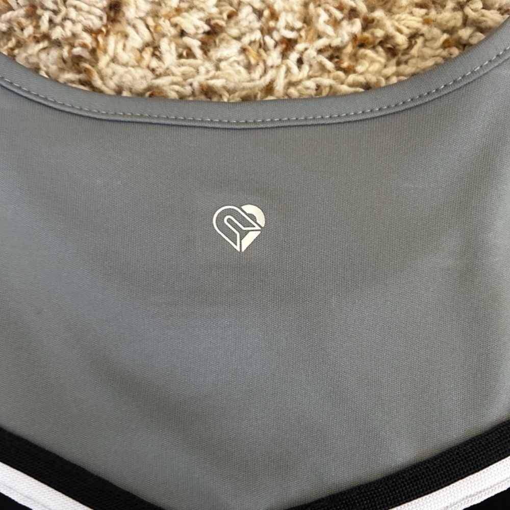 Spurs Cheerleading Outfit. Size L (10-12) - Picture 4 of 6